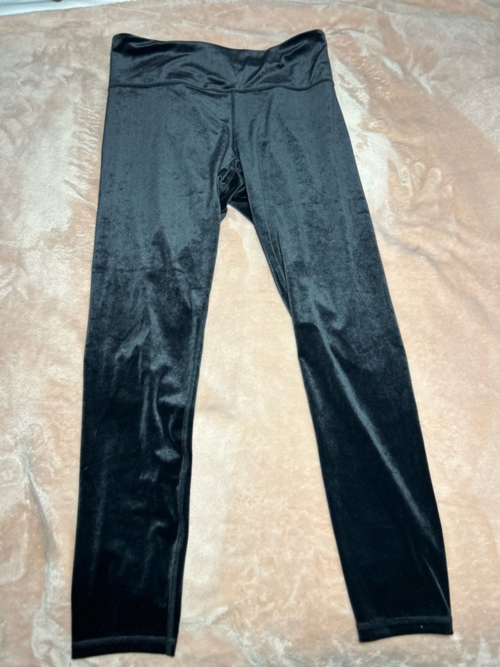 Athleta Black women’s Leggings - Sleek Everyday Activewear